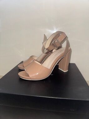 Kenneth Cole Nude Patent Block Heel Sandals with Ankle Buckle